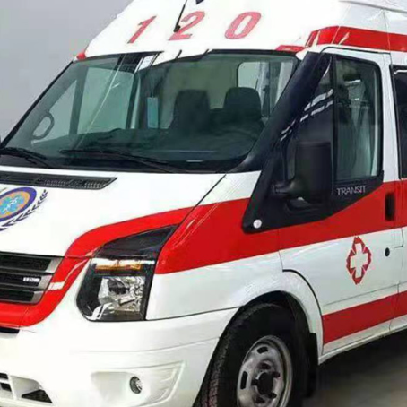 黔江非急救护送病人转院租赁救护车的优缺点对比